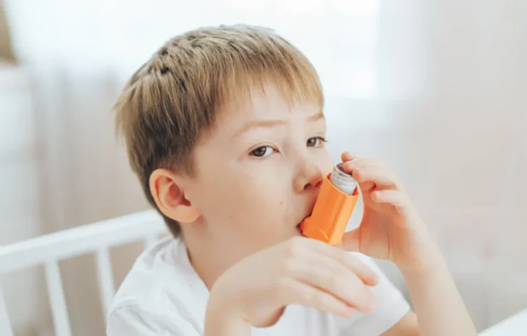 Childhood Asthma – Symptoms, Triggers and Treatment